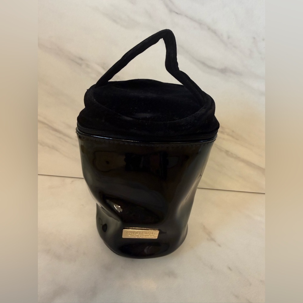 Carolina Herrera Black Patent Good Girl Case Makeup Bag Gold Logo Luxe Travel
